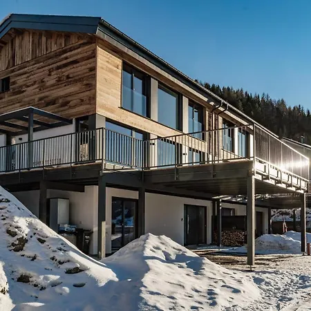 Ferienhaus W - In Out Auf Der Planai Diekt An Der Skipiste By Schladmingurlaub Schladming