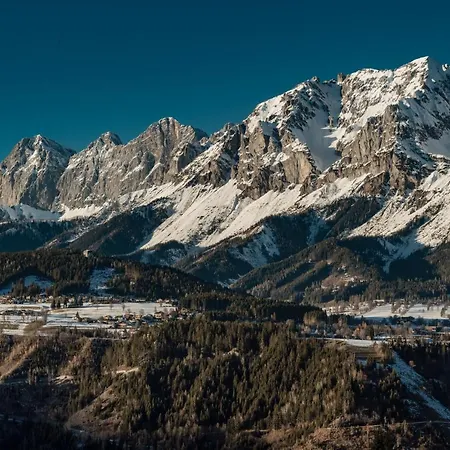 W - In Out Auf Der Planai Diekt An Der Skipiste By Schladmingurlaub